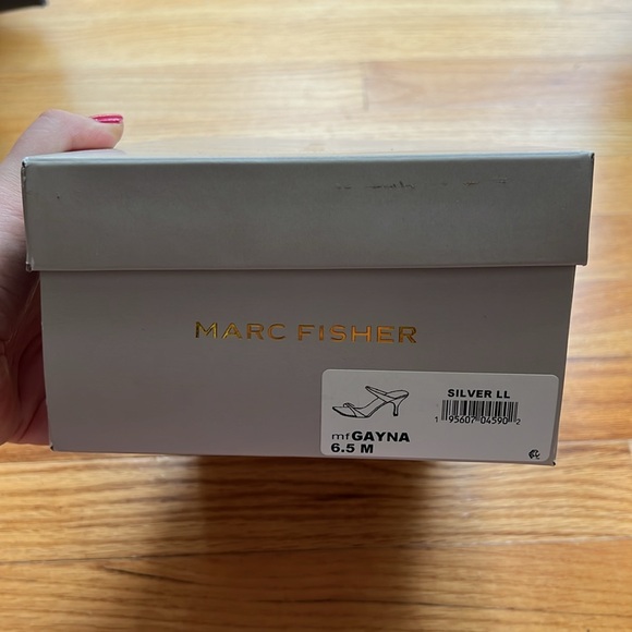 Marc Fisher Sandals - Picture 6 of 6